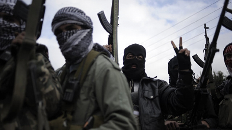 ЦРУ спира оръжията и заплатите на бойците от Свободната сирийска армия  
