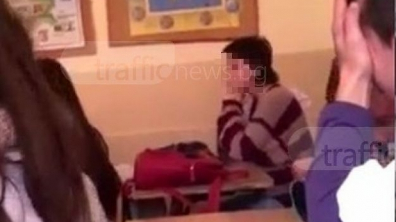 Интернет побесня след гаврата на вулгарната ученичка: Кой е виновен за унижението на пловдивската учителка? (ВИДЕО)