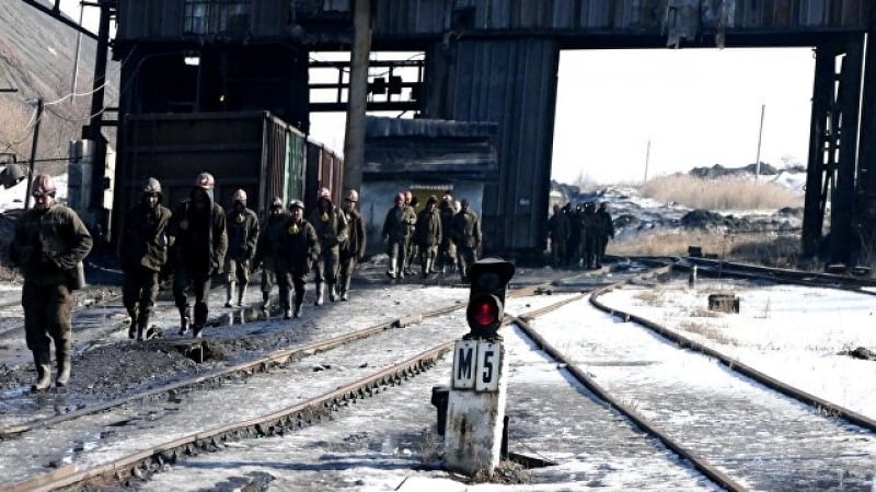 Украинската опозиция скочи срещу национализацията на предприятията в Донбас 