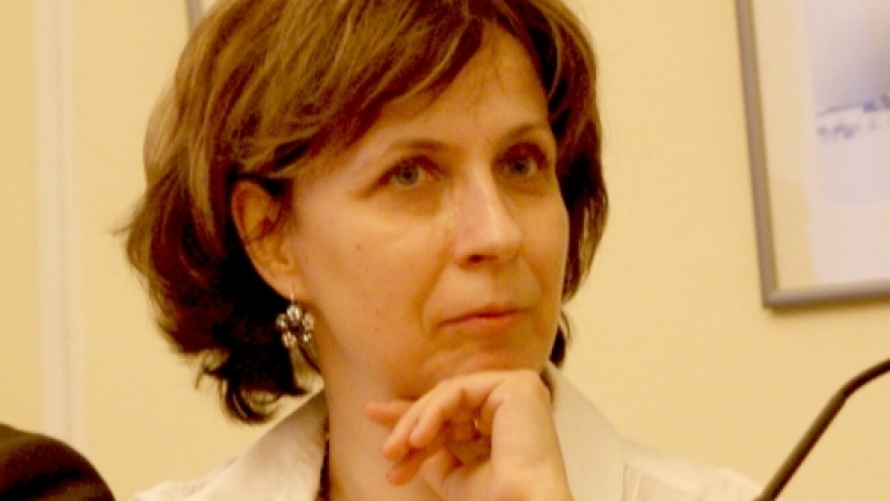 11 часа тарашат дома на известна руска журналистка, противничка на Путин 