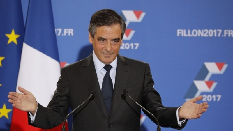 Повдигнаха обвинения срещу Франсоа Фийон, той няма да се оттегля от президентската надпревара 