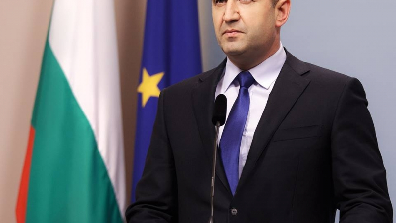 Важен ден за бъдещето на България! Президентът се среща с...