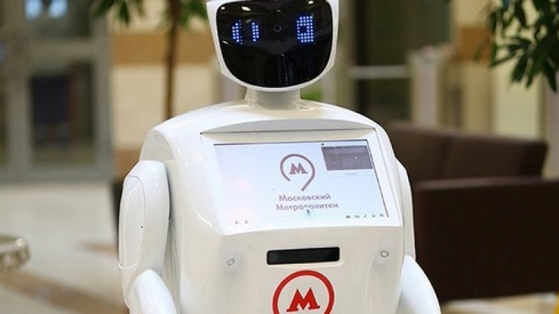 Роботът Метроша ще посреща пътници в метрото в Москва