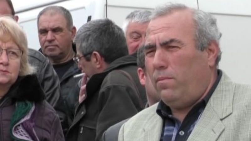 200 работници от Смолян чакат три години заплатите си от фалирала строителна фирма