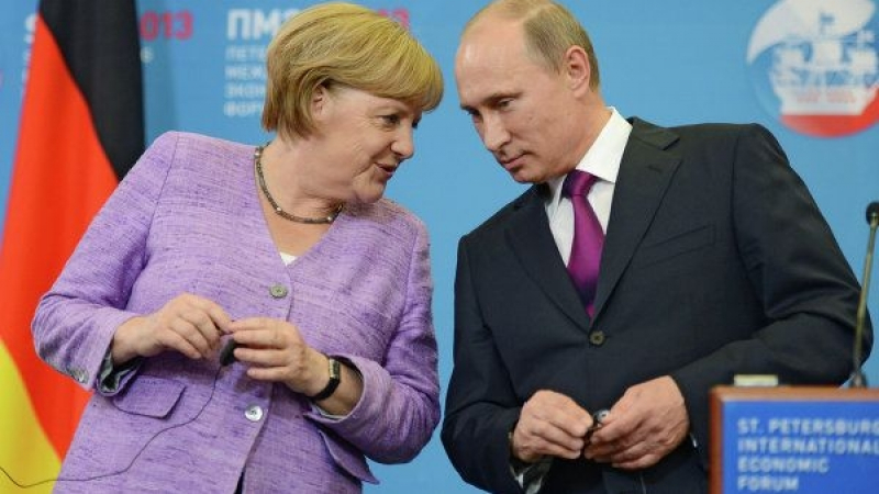 Историческа среща за съдбата на Украйна! Путин и Меркел си говорят на четири очи в... 
