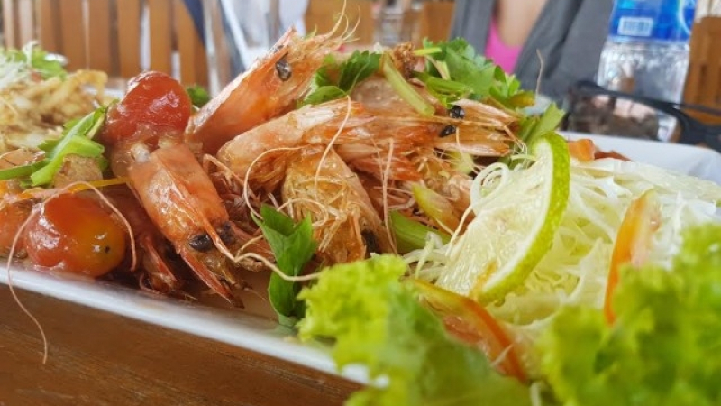 Вкусотии в чинии и колко евтини са те в Тайланд (СНИМКИ)