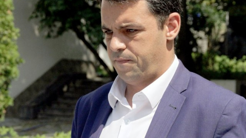 Пловдивски кмет се преби по стълбите в общината