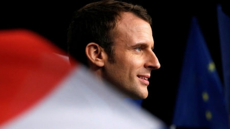 Макрон предложи Франция да върне военната повинност