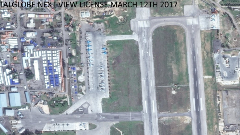 Спътникова снимка показа колко самолета на Русия има в Сирия