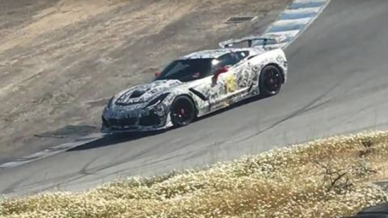 Чудовището Corvette ZR1 се появи на Лагуна Сека (ВИДЕО)