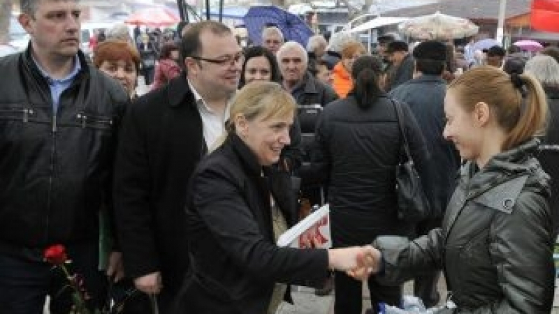 Елена Йончева: Това е битка за България, а не за нов парламент 