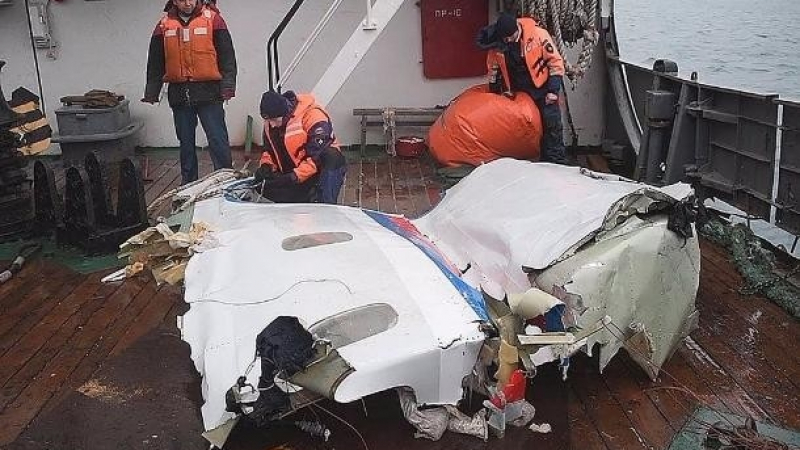 Експерт с потресаващо разкритие за гибелта на Ту-154 до Сочи: Самолетът не бил управляван от член на екипажа! 
