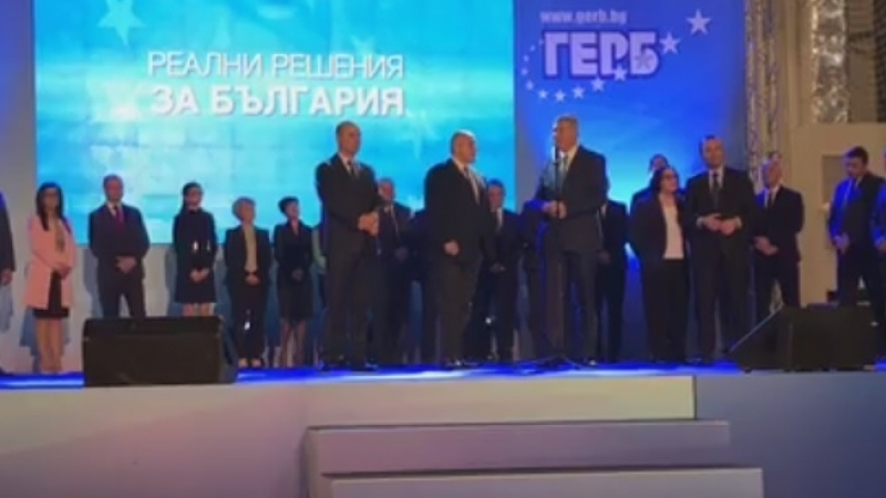 Борисов получи неочаквано голяма подкрепа! Шефът на ЕНП му удари рамо и изригна срещу комунистите! (НА ЖИВО)