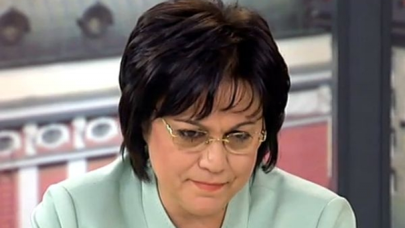 Нинова изригна: Борисов дърпаше ушите на Плевнелиев, вярвам на Гарелов за СМС-а!