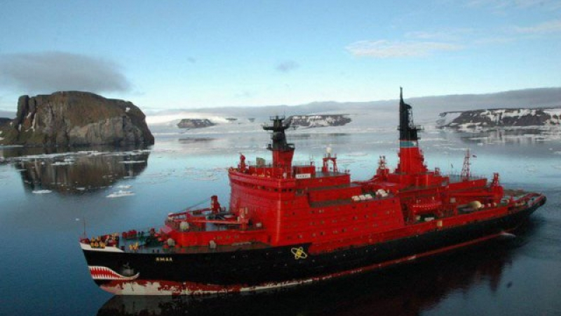 Русия пази Арктика с нов вид бронетранспортьор