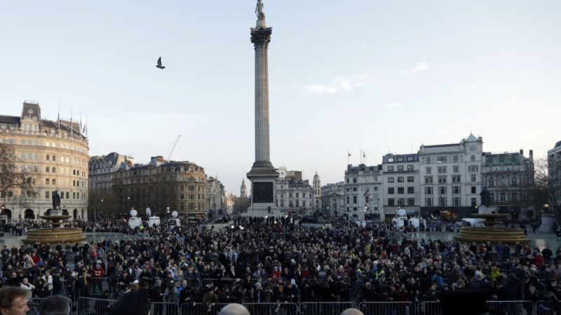 Хиляди души са се събрали в центъра на Лондон