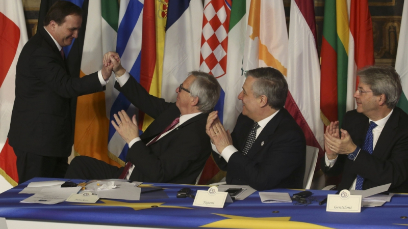 Лидерите на ЕС спретнаха страшен конфуз в Рим (ВИДЕО)
