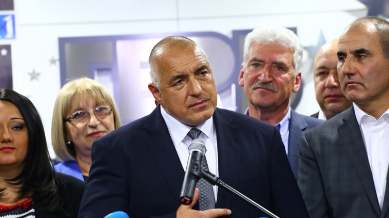 Важни сметки: Ще постави ли нов политически рекорд Борисов като състави кабинет по един от тези 4 варианта