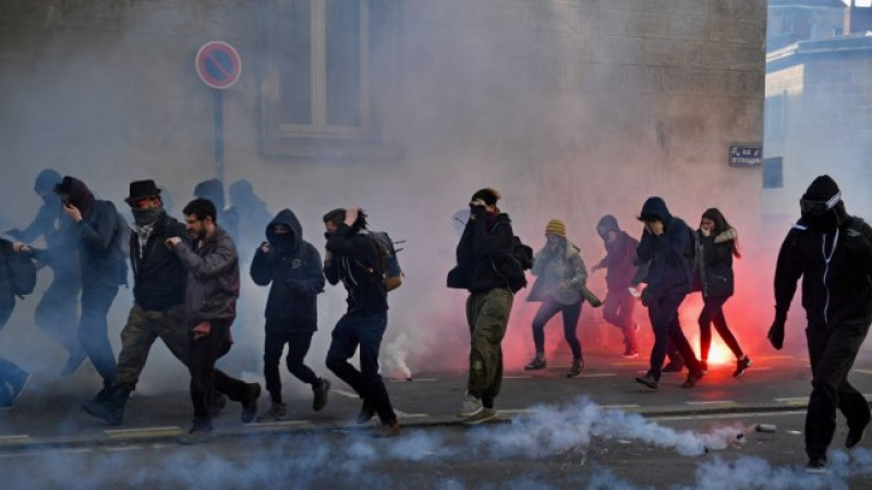 Извършено от полицаи убийство запали Париж (ВИДЕО)