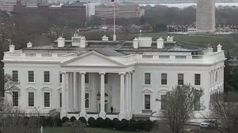 Извънредна ситуация в Белия дом: Евакуират резиденцията на президента! (ВИДЕО)