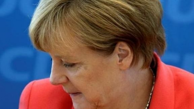Меркел разкри условията, при които би подала оставка