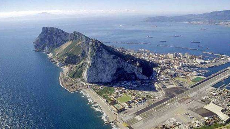 Великобритания е готова да се бори за Гибралтар