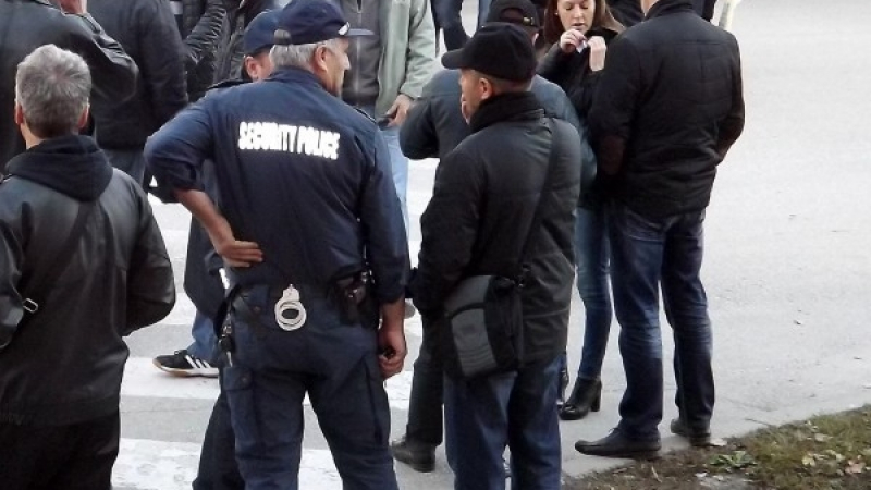 Агресивни ски учители вдигнаха на крак полицията в Банско 
