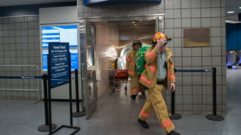 Адът няма край: Кошмарен инцидент на гара в Ню Йорк (СНИМКА)