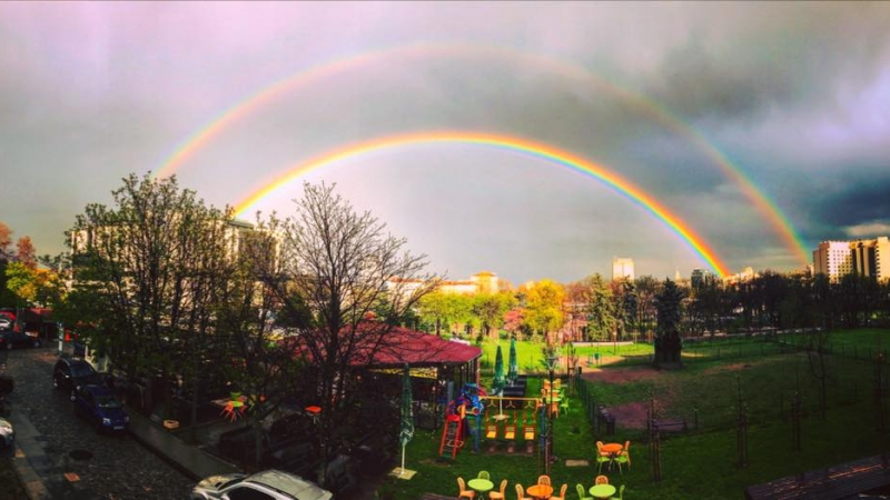 Много рядко небесно явление над София, носи невероятен късмет (СНИМКИ)