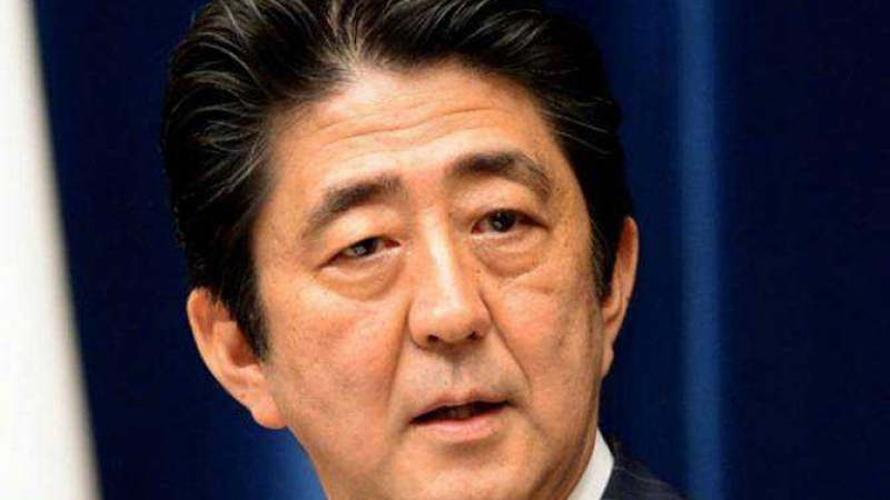 Японският министър-председател е подкрепил ракетните удари на САЩ в Сирия