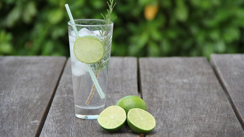 7 неща, които се случват с тялото след 7 дни пиене на вода с лимон