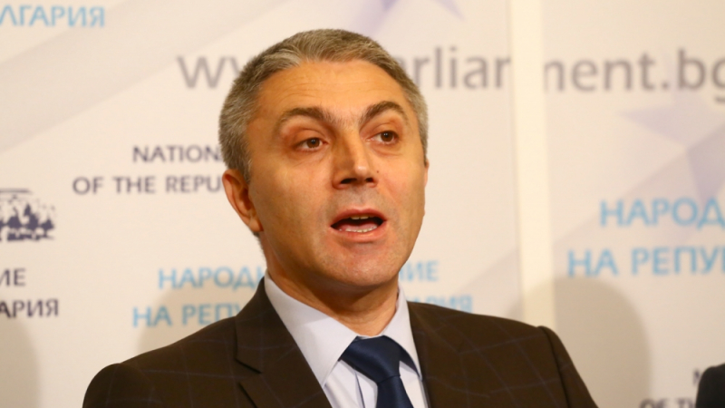 Карадайъ: Ако Валери Симеонов не подаде оставка, подава цялото правителство  