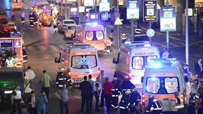 The Guardian гръмна със страшна новина за тайна наземна операция, свързана с терориста от "Рейна", потопил Турция в кръв