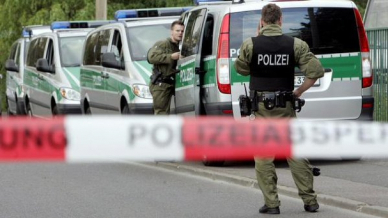 FAZ: В Германия на свобода се разхождат 100 терористи