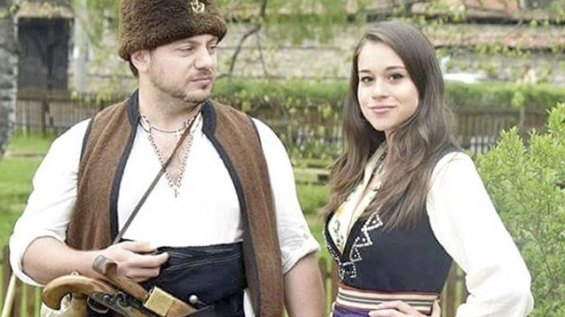 Истинска българска сватба, на която всеки може да дойде, атакува Гинес с тава за 2 тона мезета 