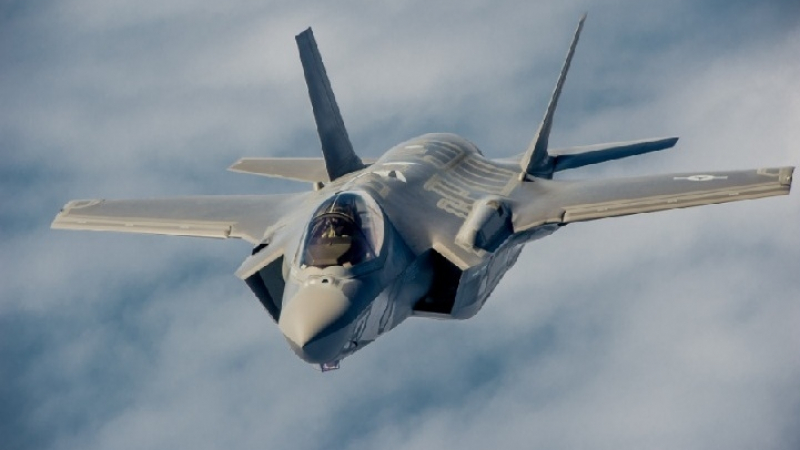 Мистерия над Тихия океан: Япония издирва изгубен F-35