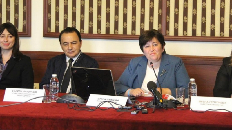Министър Балтова направи отчет за мандата си