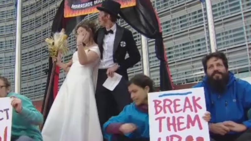 „Брак, направен в ада” залива Европа с ГМО (ВИДЕО)
