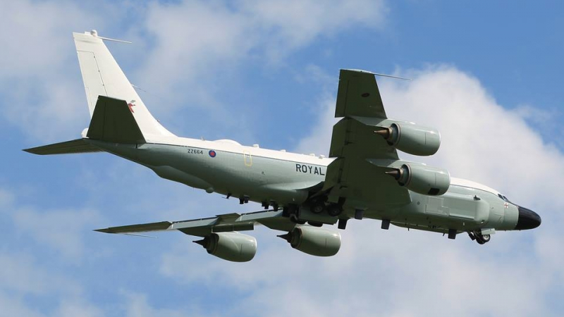 The Daily Mail: Грандиозен провал на секретна мисия на британски шпионски самолет RC-135W Rivet Joint край Калининград (КАРТИ)