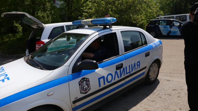 Първи арести: Спипаха ученици, подавали фалшиви сигнали за бомби в Сливен и Нова Загора
