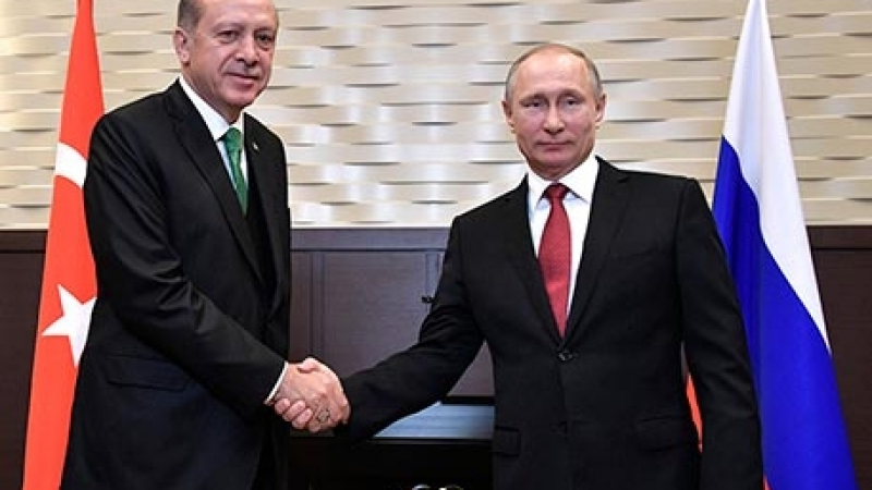 Ердоган и Путин обсъдиха в Сочи как да заобиколят долара