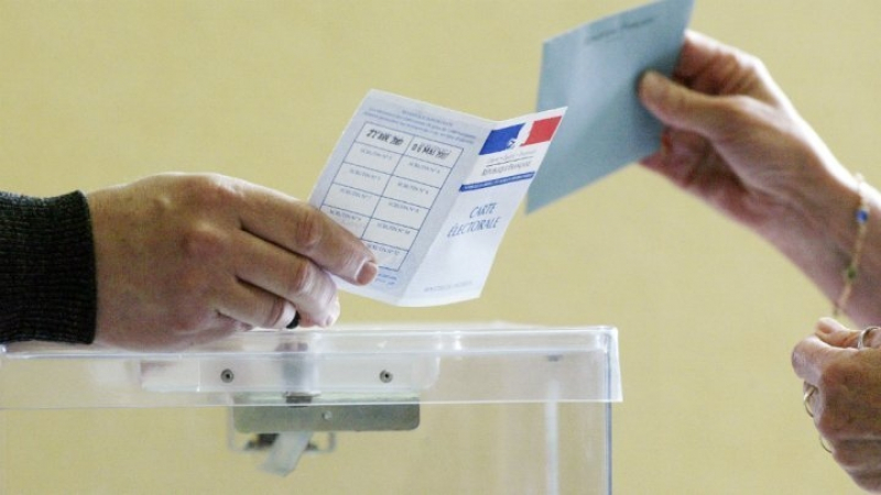 Трагедия се случи в избирателна секция до Париж