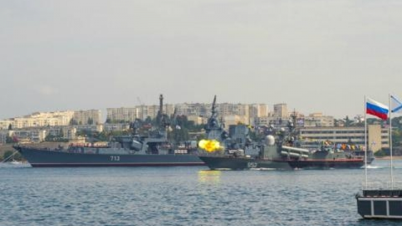 Латвия алармира за неканени гости: Руски кораби в близост до границата!
