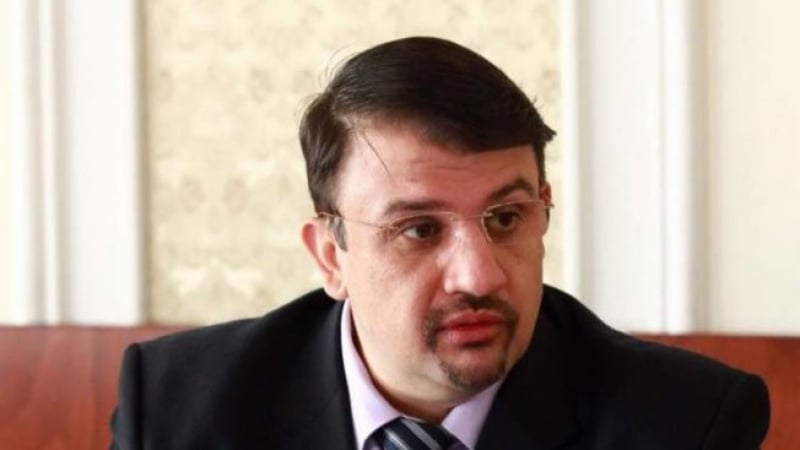 Настимир Ананиев каза за какъв пост се е спазарил с Петков и Василев