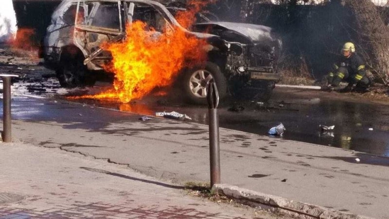 Жена-диверсант взривила украински полковник в колата му в Мариупол