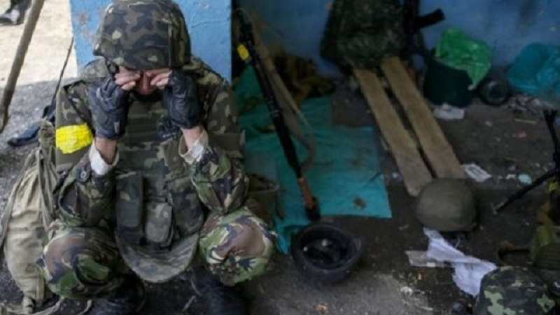 Украински офицери: Армията я съсипва неистово пиянство 