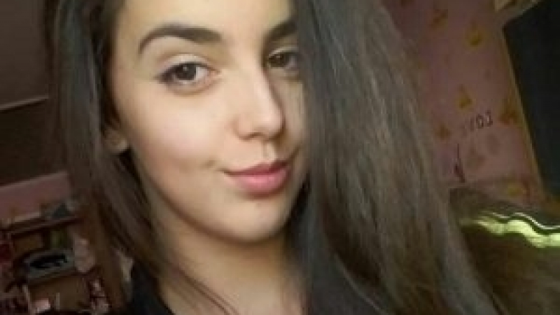 16-годишната Симона от Бургас разтърси България с това емоционално ВИДЕО за 24 май