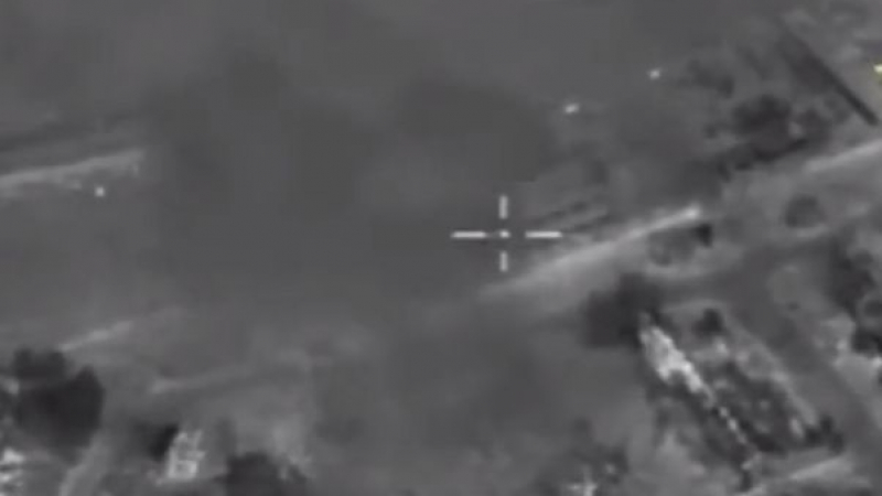 Руски кораби удариха джихадистите край Палмира с крилати ракети за добро утро (ВИДЕО)