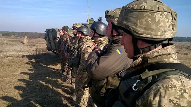 Британски военен инструктор: Украинските бойци са мързеливи и крадливи пияндурници