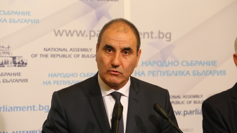 Цветанов: Няма окончателно решение в ГЕРБ за оставката на Добрев